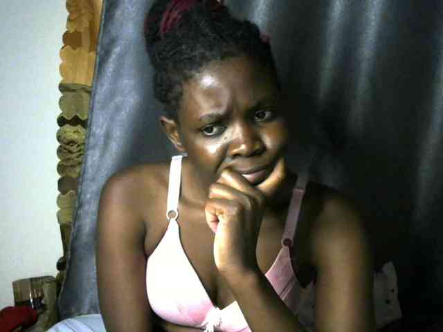 Queenbeea webcam