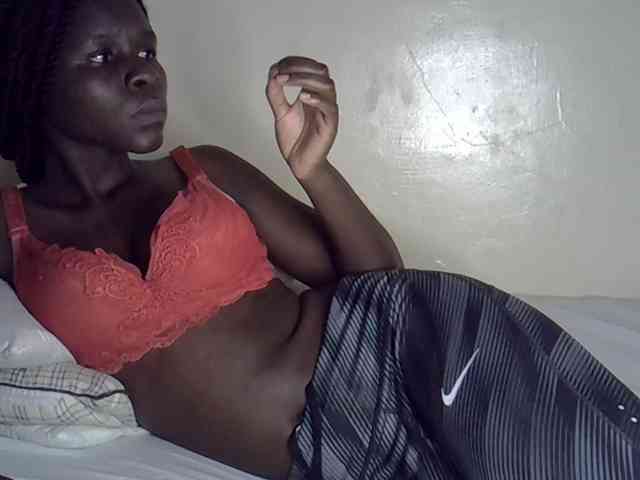Queenbeea webcam