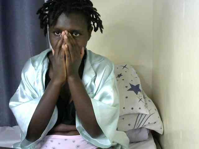 Queenbeea webcam