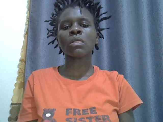 Queenbeea webcam
