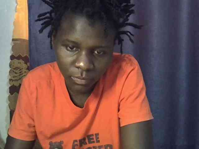 Queenbeea webcam