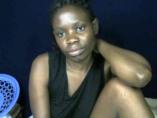 Queenbeea webcam