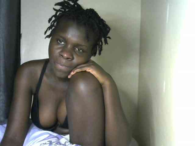 Queenbeea webcam