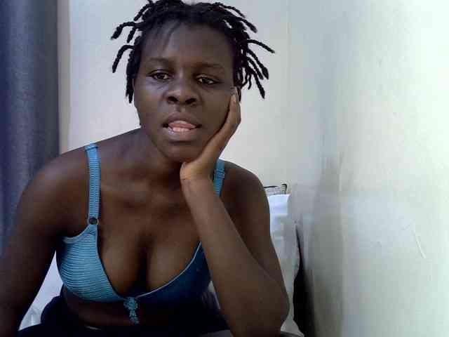Queenbeea webcam