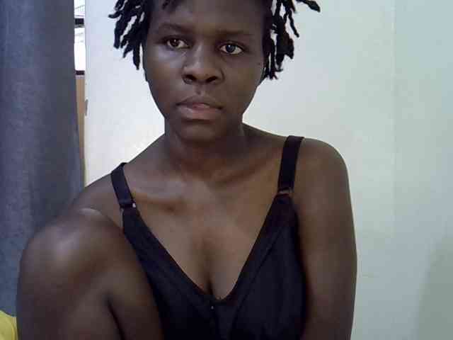 Queenbeea webcam