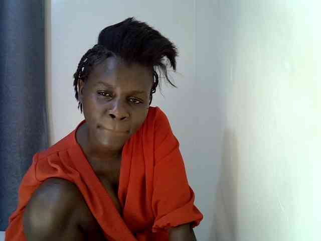 Queenbeea webcam