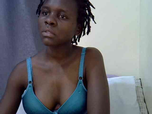 Queenbeea webcam