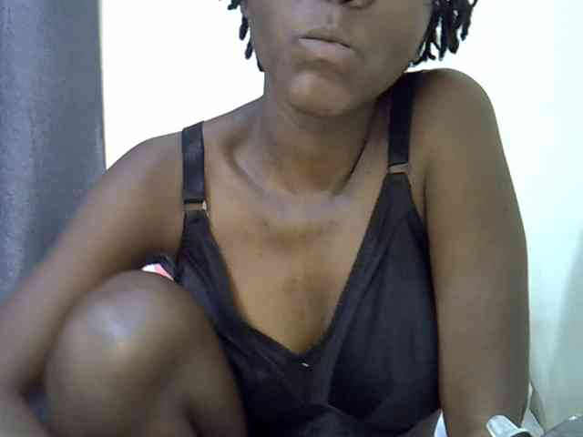 Queenbeea webcam