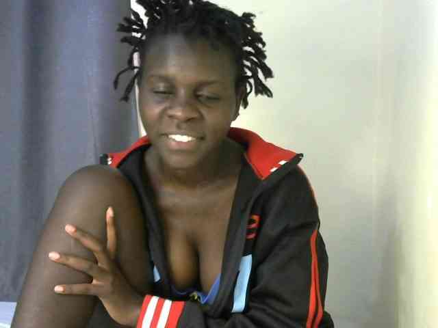 Queenbeea webcam