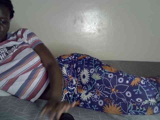 Queenbeea webcam