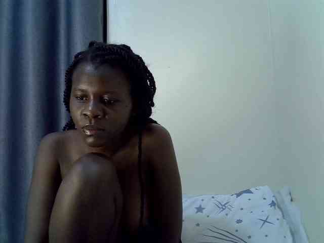 Queenbeea webcam