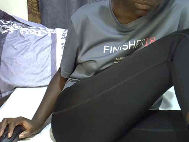 Queenbeea webcam