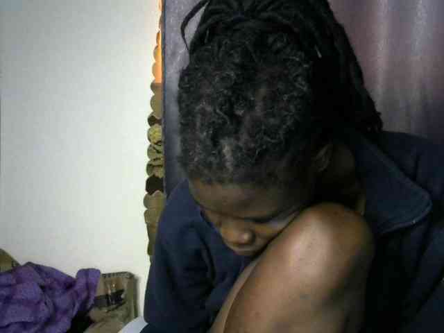 Queenbeea webcam