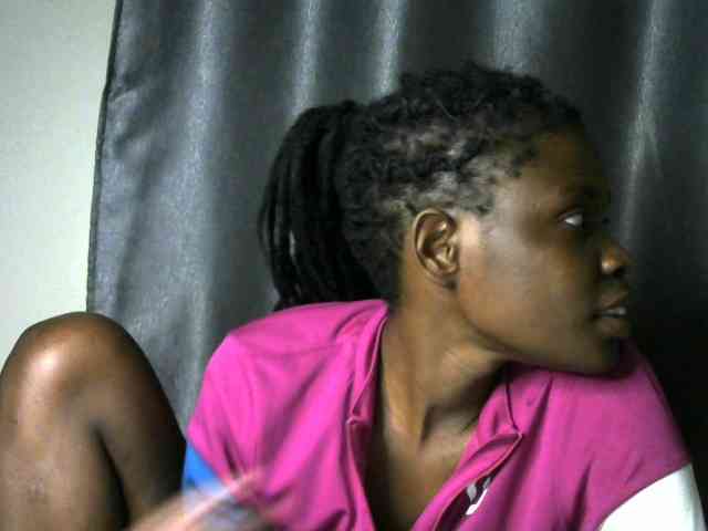 Queenbeea webcam