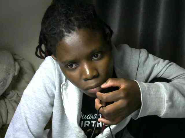 Queenbeea webcam