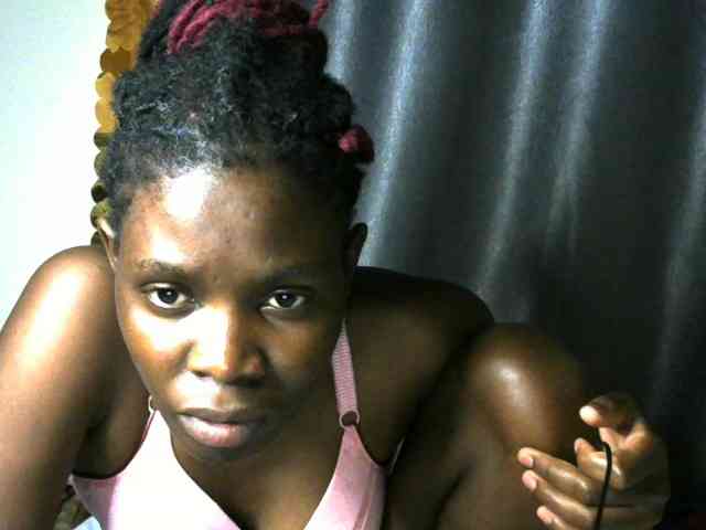Queenbeea webcam