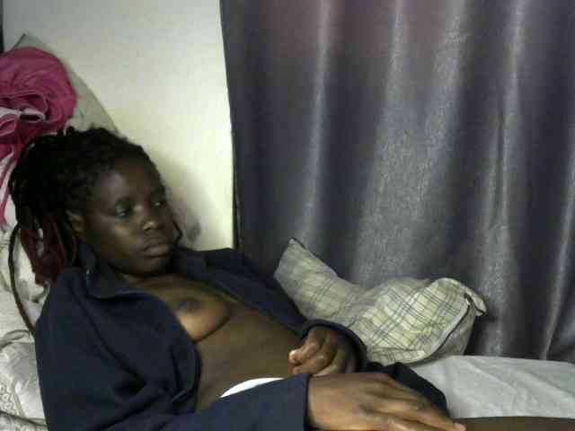 Queenbeea webcam