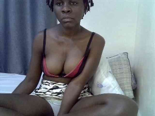 Queenbeea webcam