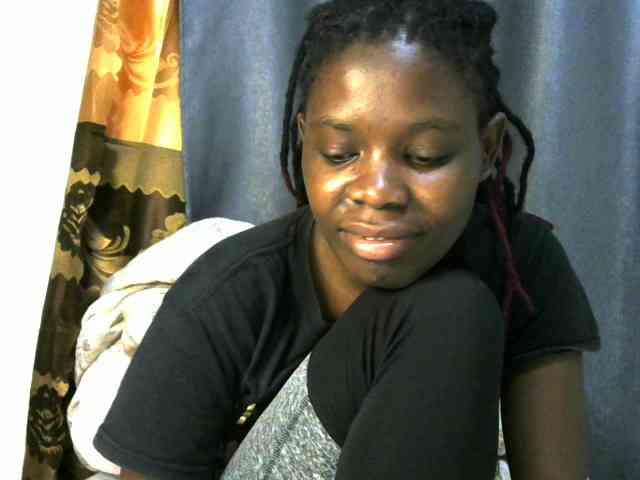 Queenbeea webcam