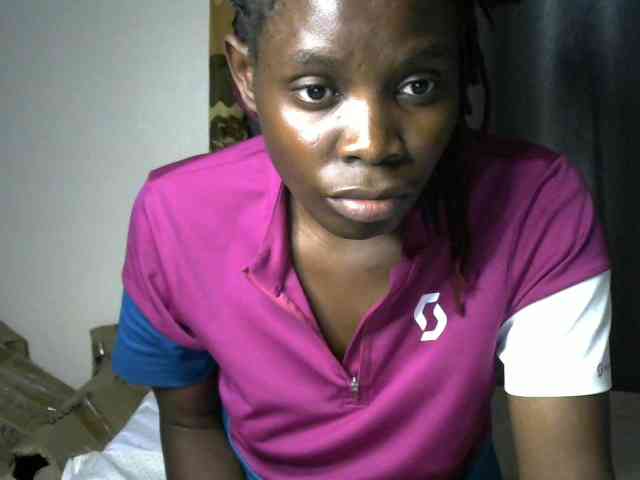 Queenbeea webcam