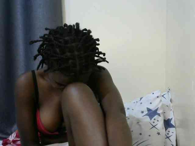 Queenbeea webcam