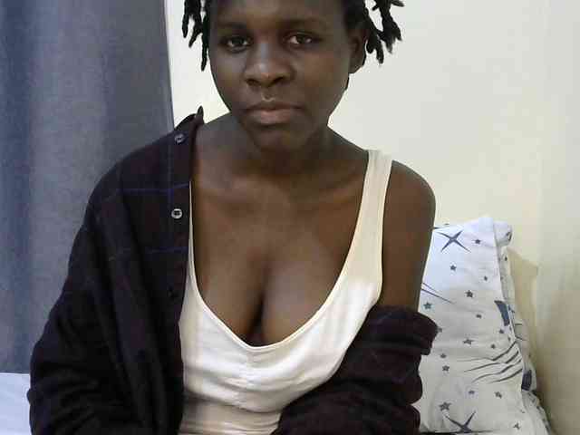 Queenbeea webcam