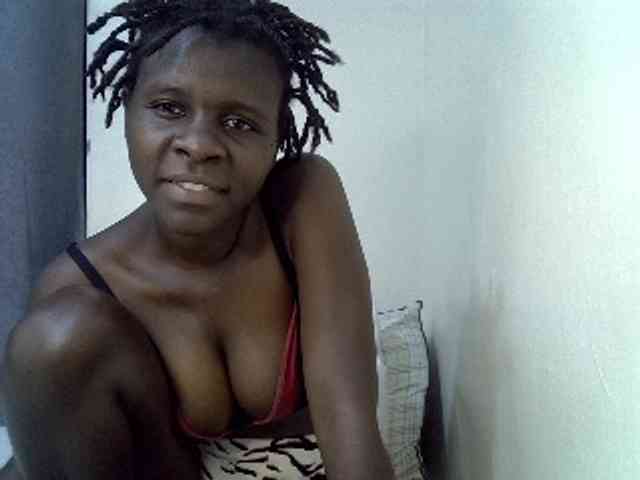 Queenbeea webcam