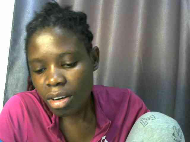 Queenbeea webcam