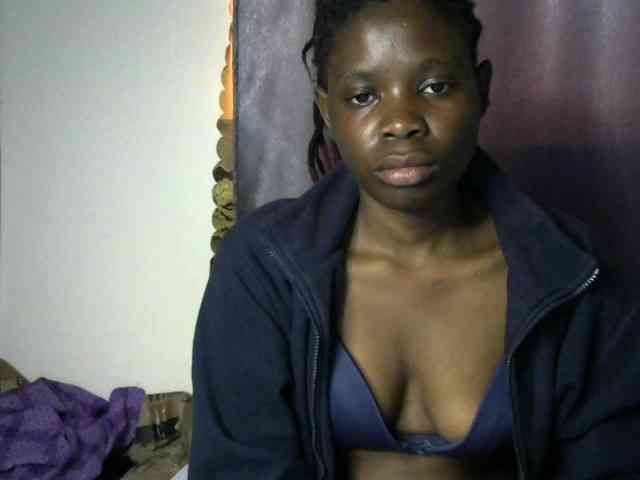 Queenbeea webcam