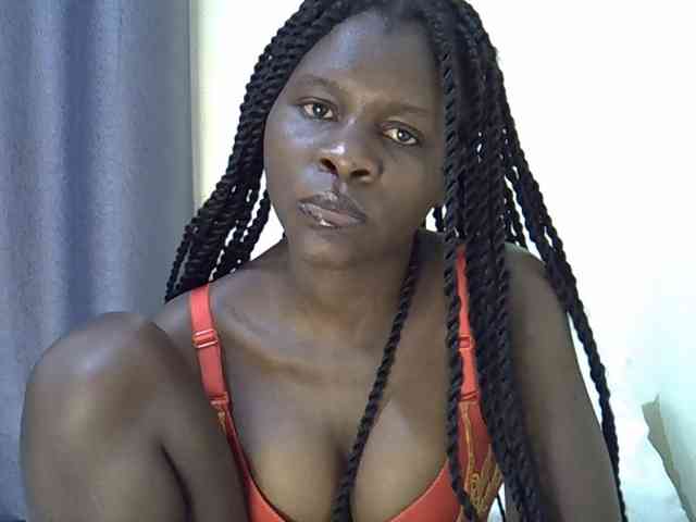 Queenbeea webcam