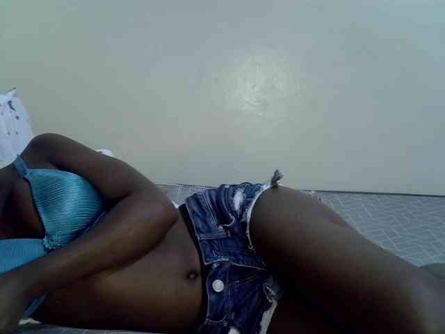 Queenbeea webcam