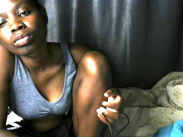 Queenbeea webcam