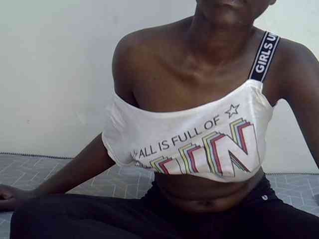 Queenbeea webcam