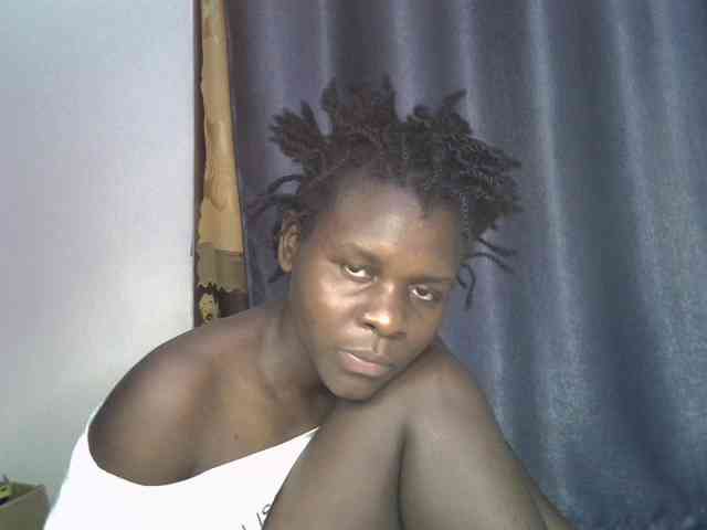 Queenbeea webcam