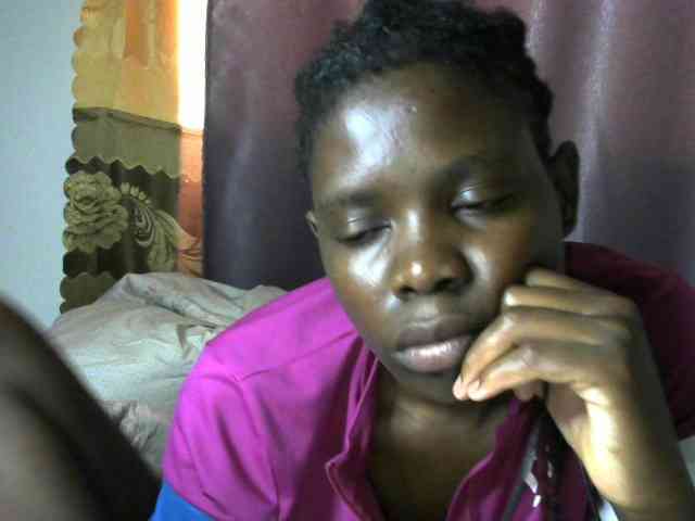 Queenbeea webcam