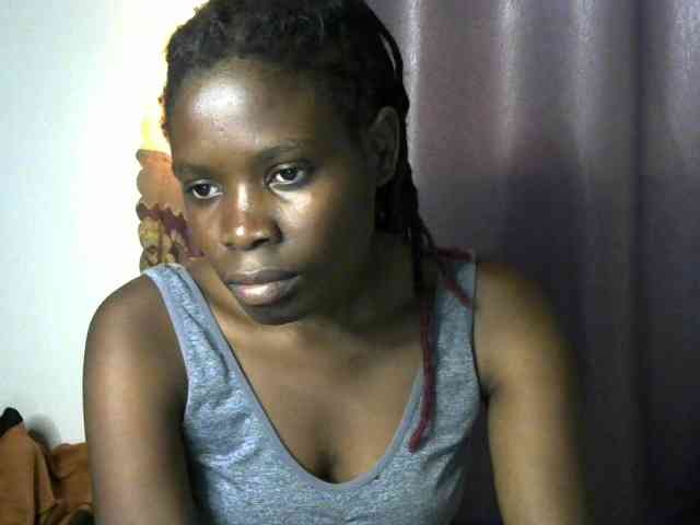 Queenbeea webcam