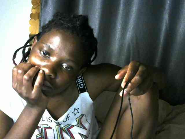 Queenbeea webcam
