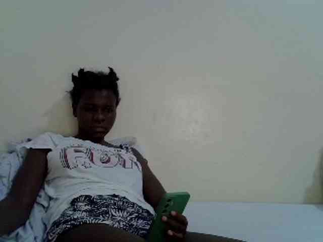 Queenbeea Queenbeea