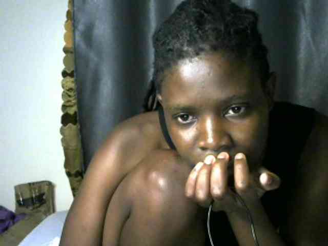 Queenbeea webcam
