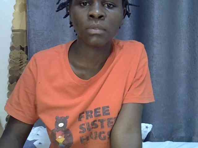 Queenbeea webcam