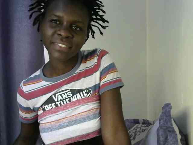 Queenbeea webcam