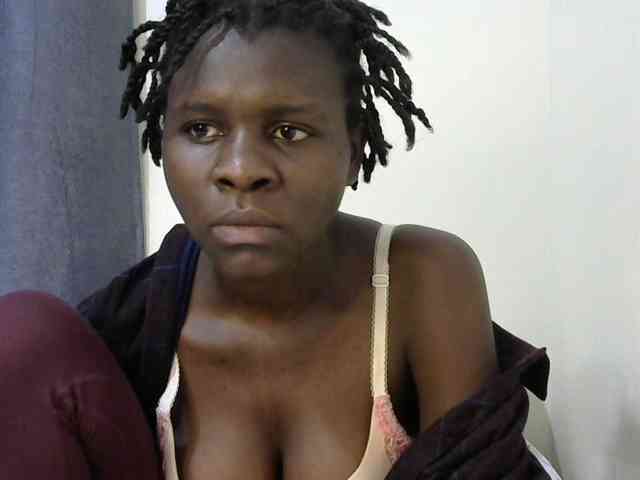 Queenbeea webcam