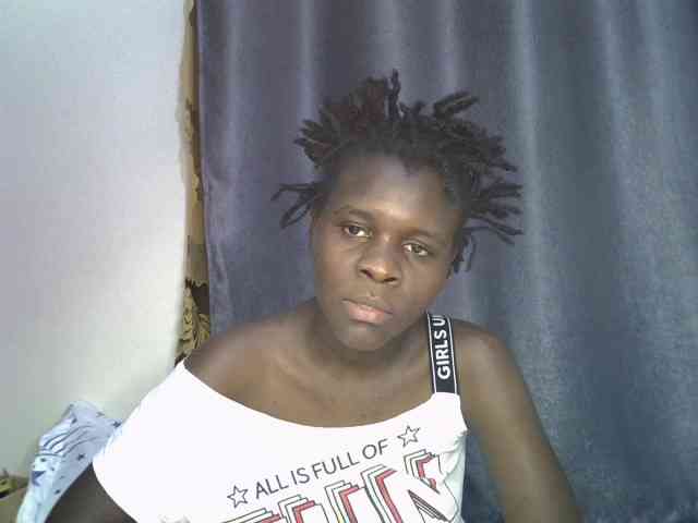 Queenbeea webcam