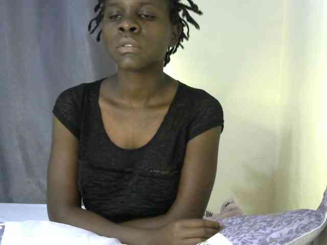 Queenbeea webcam