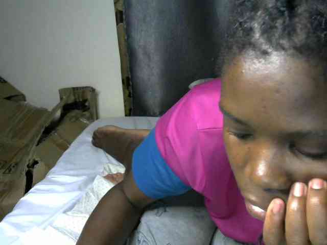 Queenbeea webcam