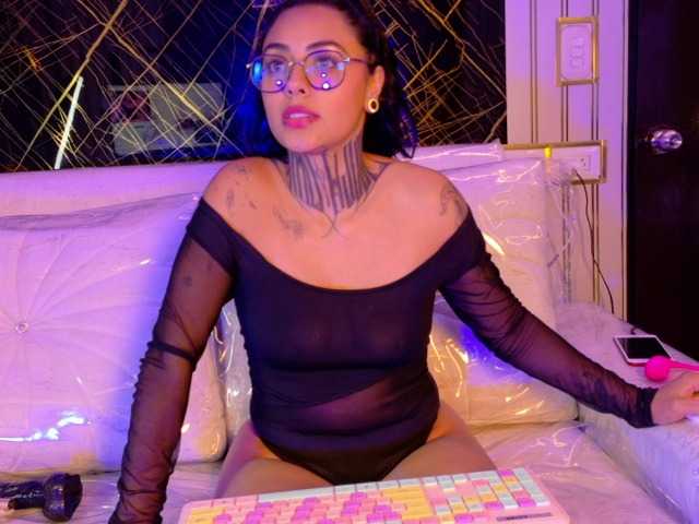 LovelyCelestte live cam on BongaCams