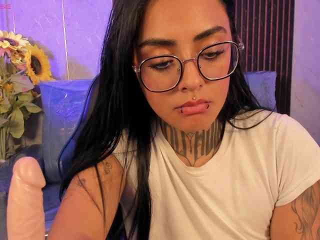 LovelyCelestte webcam