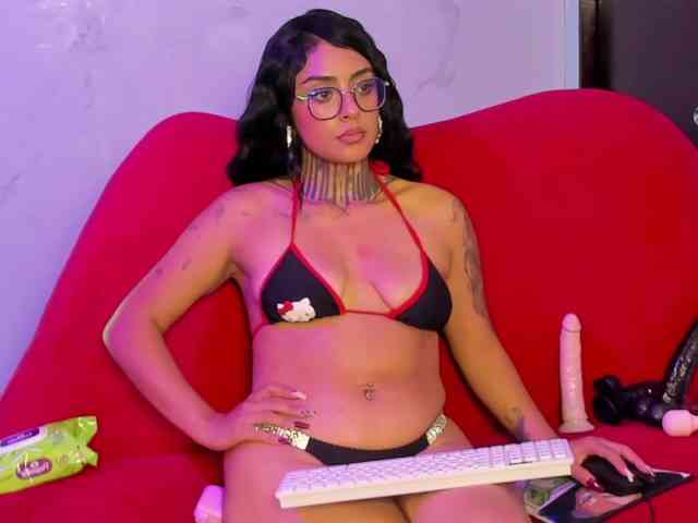 LovelyCelestte webcam