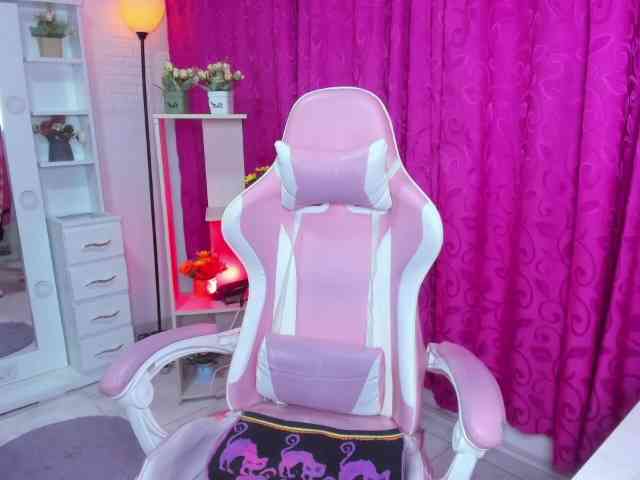 LovelyCelestte webcam