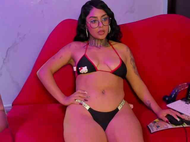 LovelyCelestte webcam